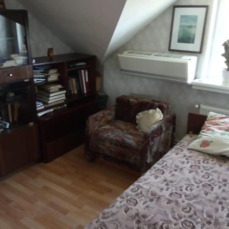 Apartment In Kauguri ยูร์มาลา ภายนอก รูปภาพ