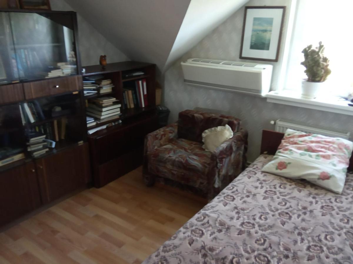 Apartment In Kauguri ยูร์มาลา ภายนอก รูปภาพ